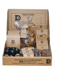 Dewkes Snacks for Dogs - 25 Piece Individually Wrapped Mixed Tray for Dogs (5x Beefy Sticks, 5x Chicken Jerky, 5x Porky Scratchings, 5x Fishy Bites & 5x Poo Bags) - 1 x 1310g